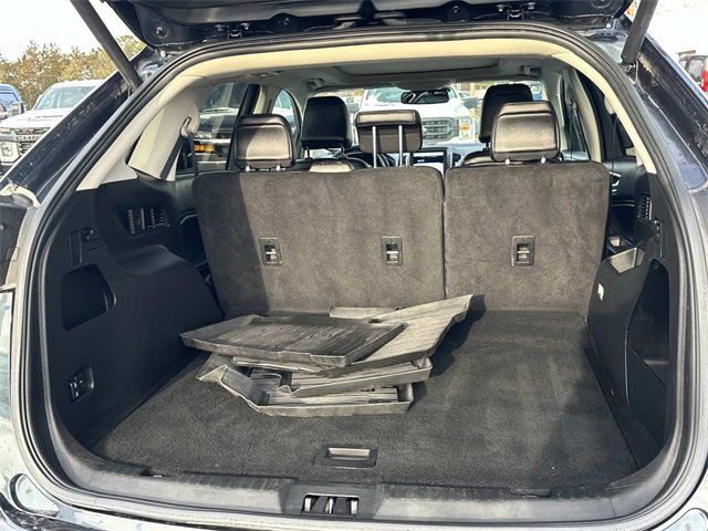 Used 2024 Ford Edge SEL w/ Convenience Package image 8