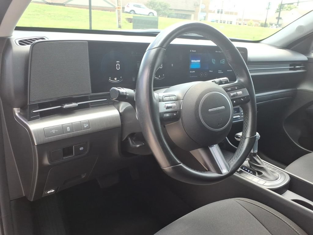 Used 2024 Hyundai Kona SEL AWD/4WD image 14