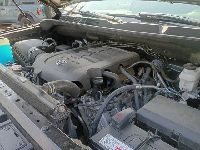 Used 2021 Toyota Tundra SR5 w/ Trail Edition image 31