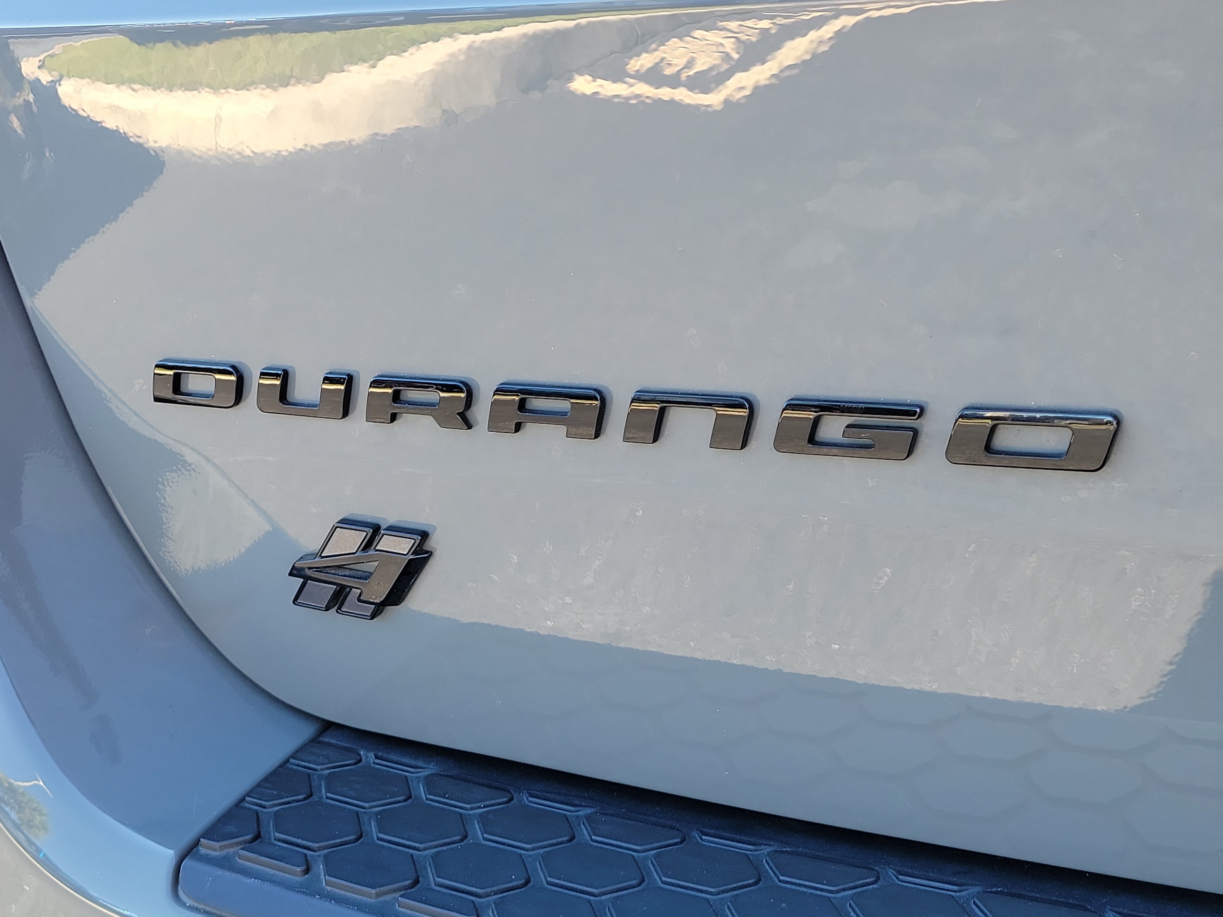 Used 2025 Dodge Durango R/T AWD/4WD image 8