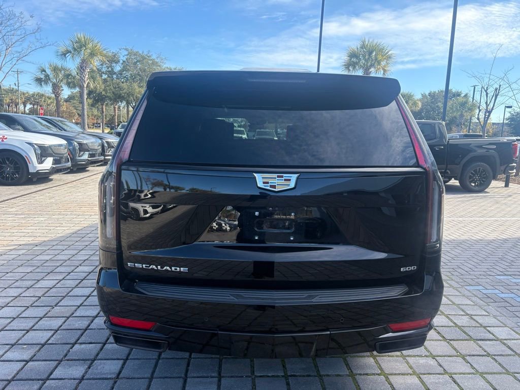 Used 2022 Cadillac Escalade ESV Sport Platinum image 6