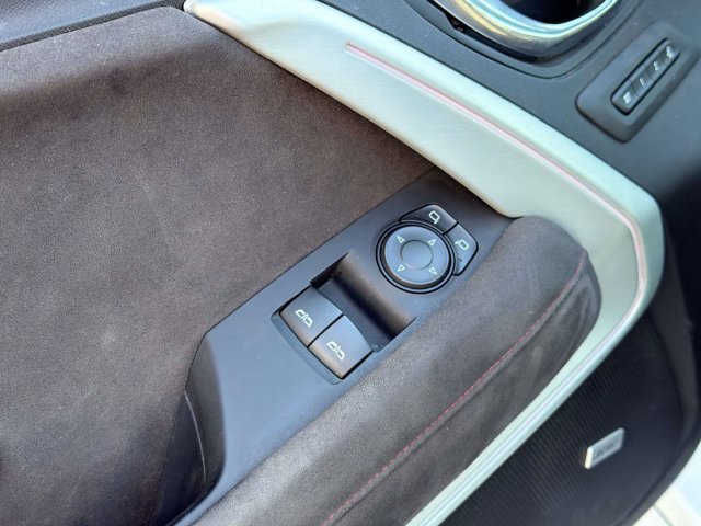 Used 2021 Chevrolet Camaro ZL1 RWD image 16