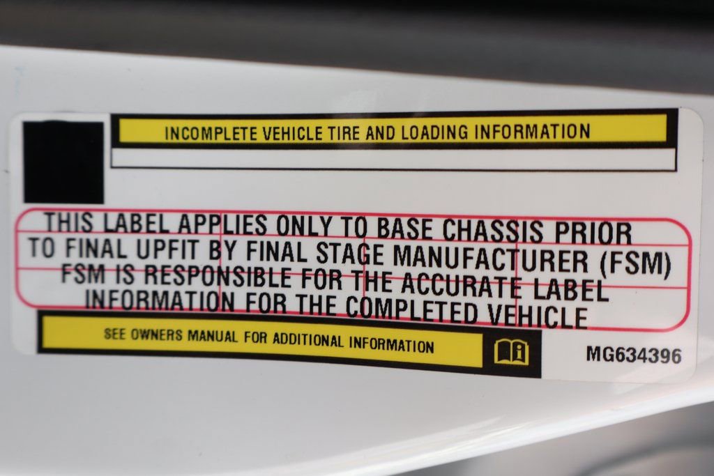 Used 2021 RAM 5500 Tradesman w/ Chrome Appearance Group image 44