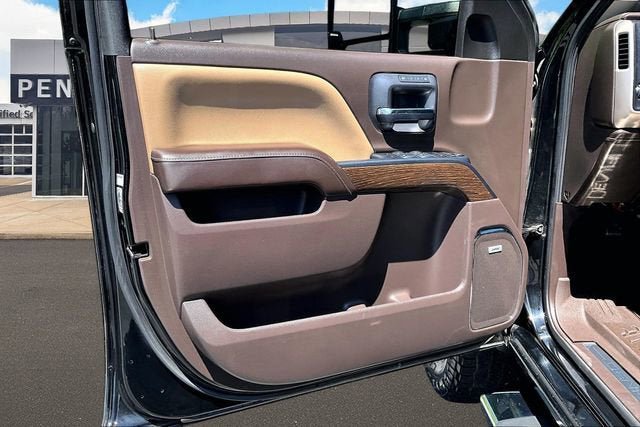 Used 2017 GMC Sierra 3500 Denali w/ Duramax Plus Package AWD/4WD image 20