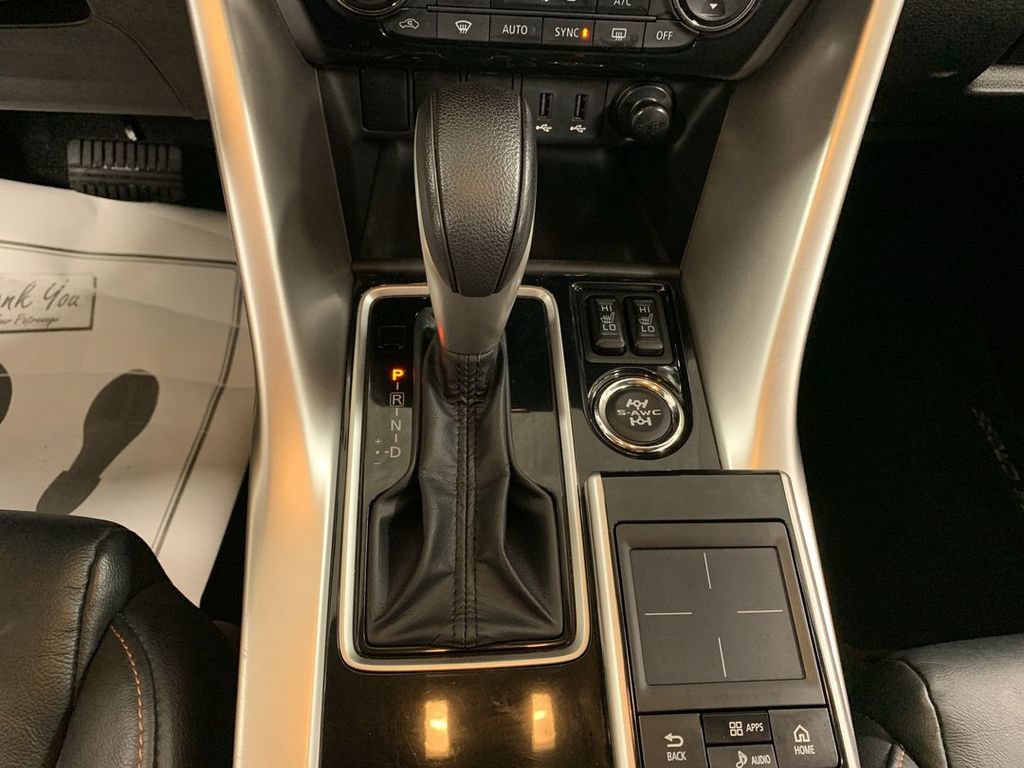 Used 2020 Mitsubishi Eclipse Cross SEL AWD/4WD image 17