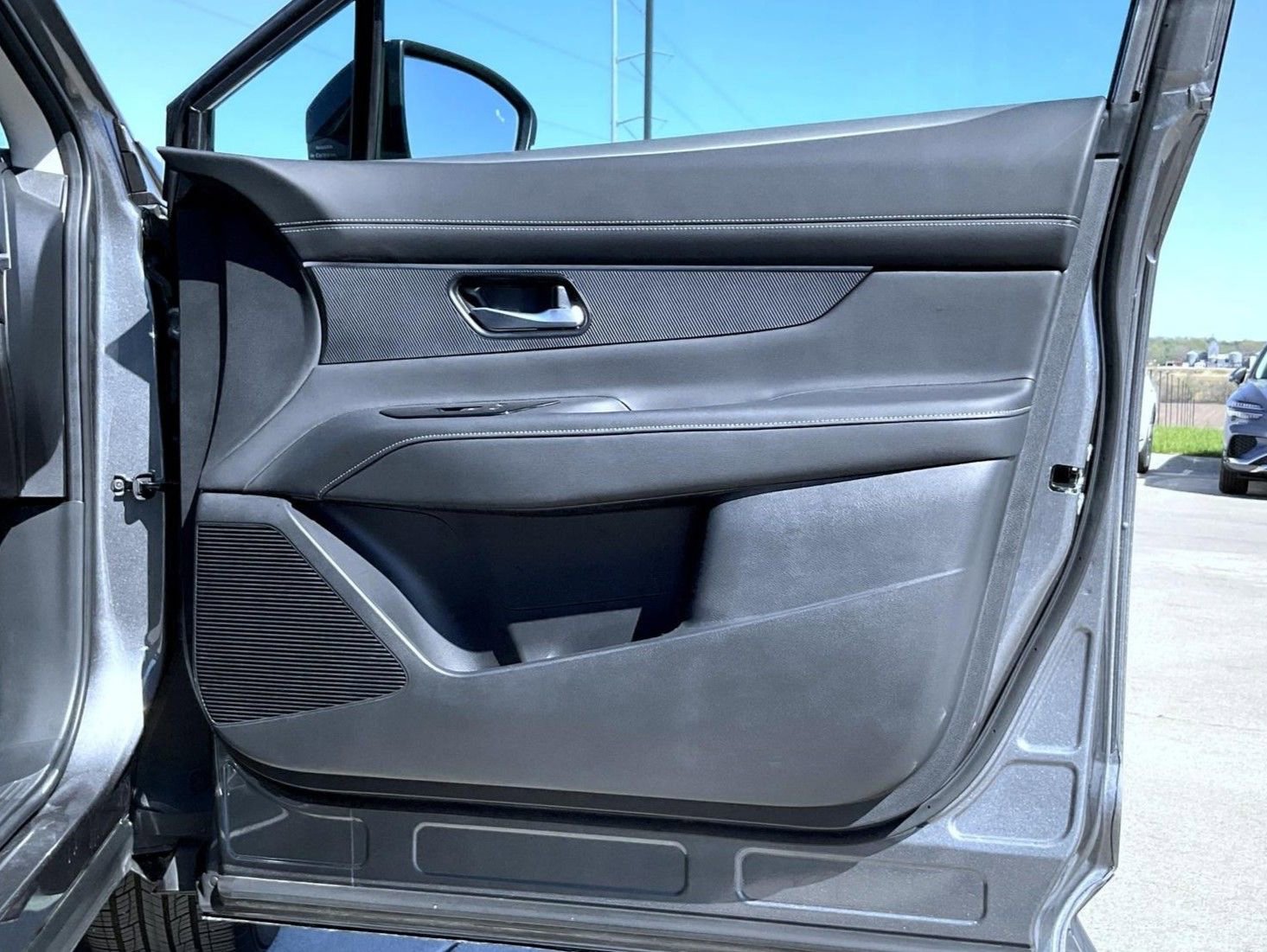 Certified 2025 Nissan Murano SV AWD/4WD image 17