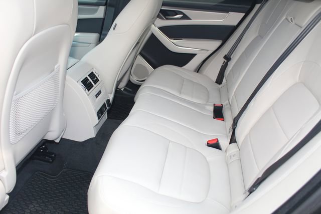 New 2025 Jaguar F-PACE R-Dynamic S image 5