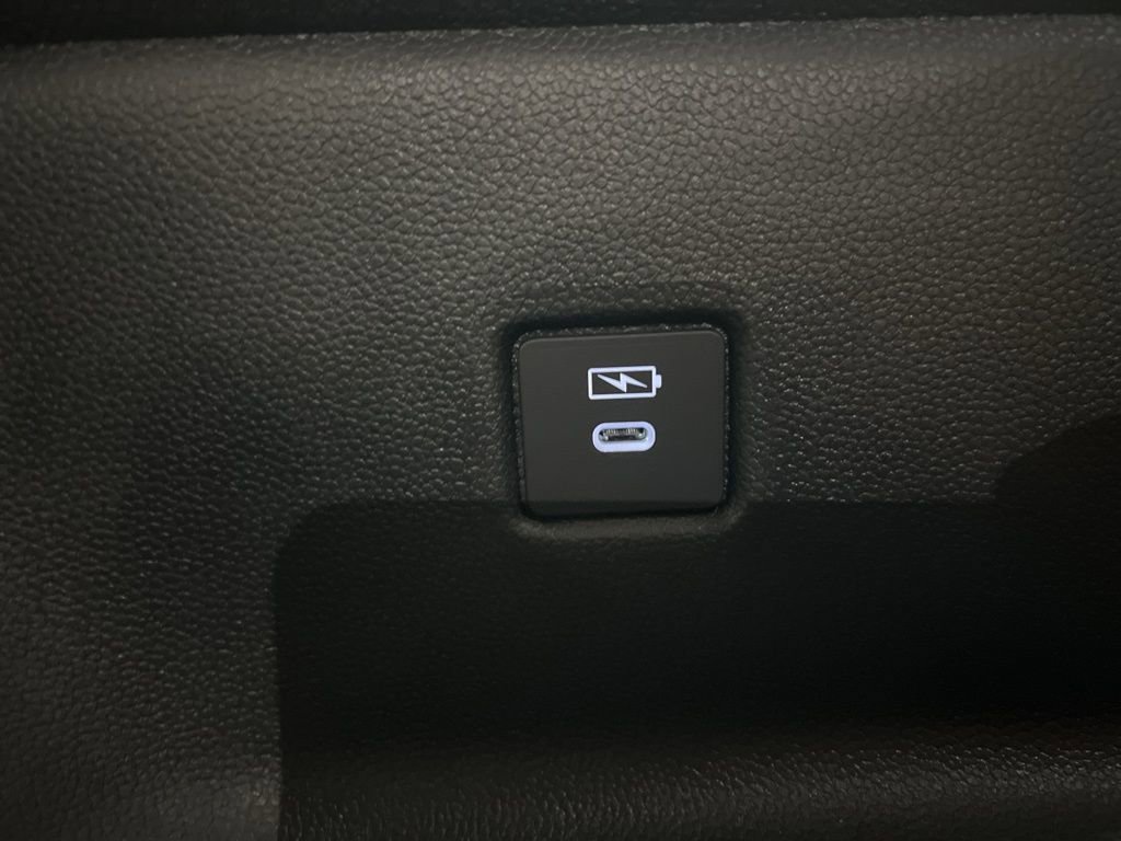 Used 2024 Honda Pilot EX-L image 32