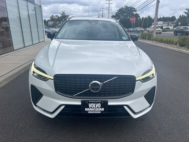 Used 2023 Volvo XC60 B6 Ultimate w/ Climate Package AWD/4WD image 7