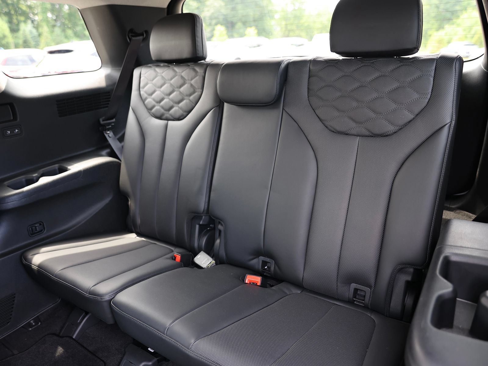 Certified 2021 Hyundai Palisade Limited AWD/4WD image 23