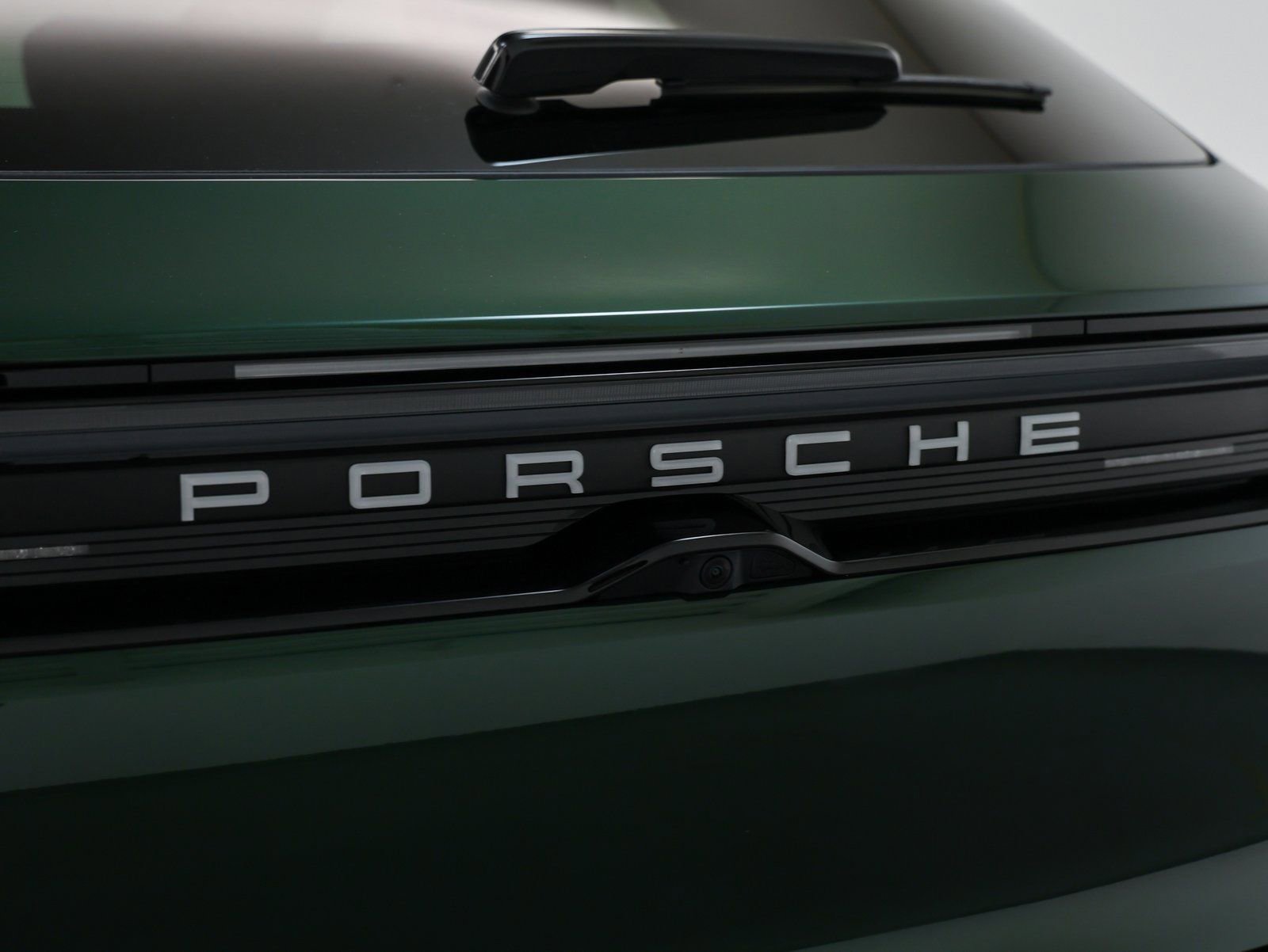 New 2025 Porsche Macan 4S Electric image 20
