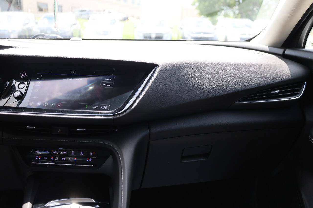 Used 2022 Buick Envision Avenir w/ Technology Package II AWD/4WD image 25