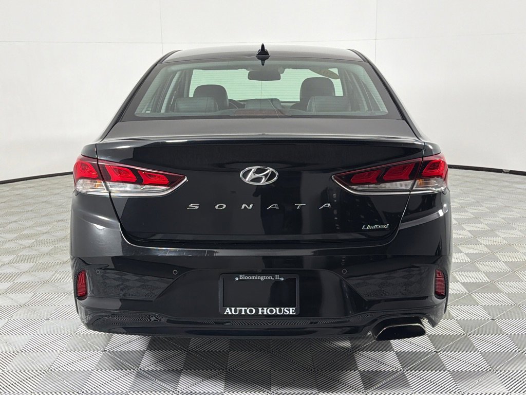 Used 2018 Hyundai Sonata Limited w/ Limited Ultimate Package 03 FWD image 4
