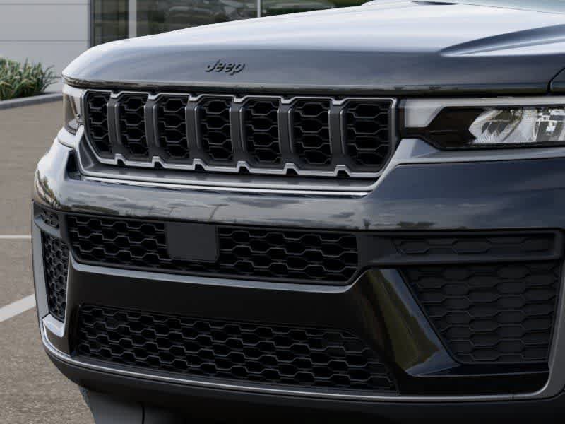 New 2026 Jeep Grand Cherokee Altitude AWD/4WD image 11