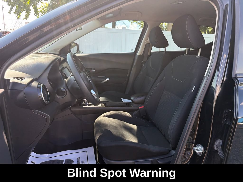 Used 2023 Nissan Kicks SV FWD image 11