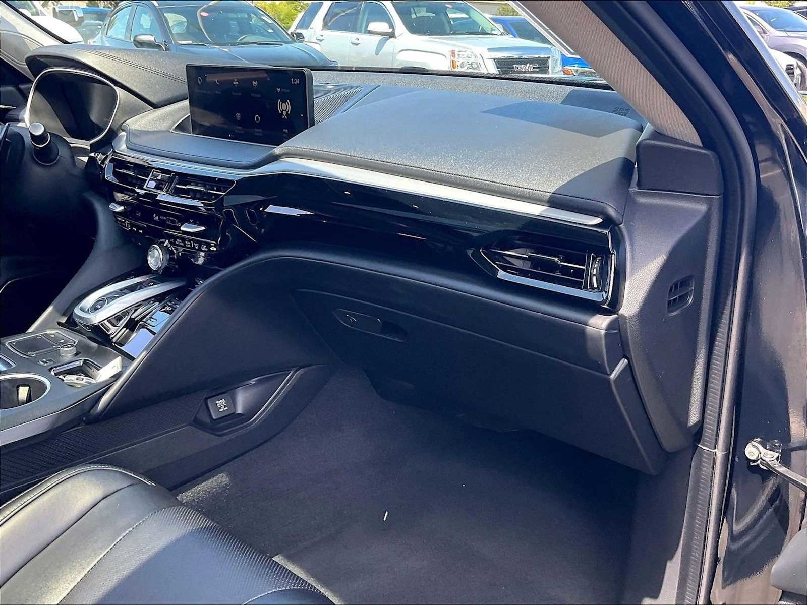 Used 2023 Acura MDX SH-AWD w/ Technology Package image 18