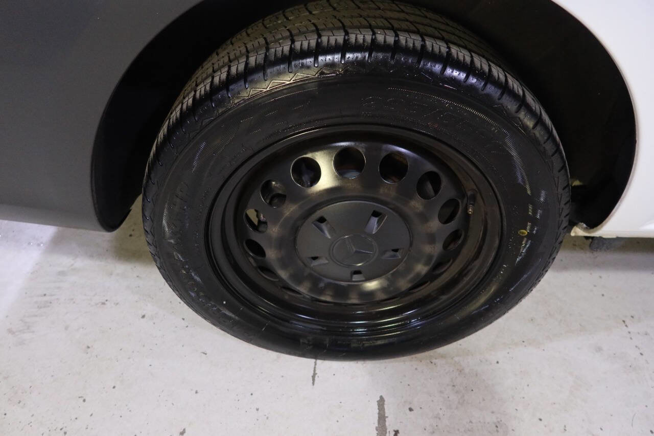 Used 2021 Mercedes-Benz Metris image 33