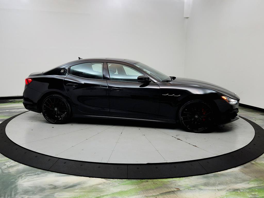 Used 2021 Maserati Ghibli RWD image 4