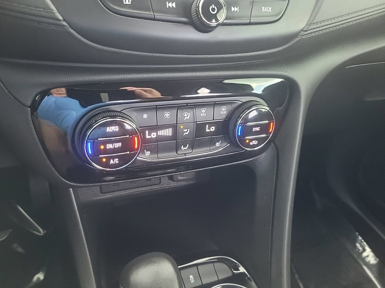 Used 2023 Buick Encore GX Select FWD image 20