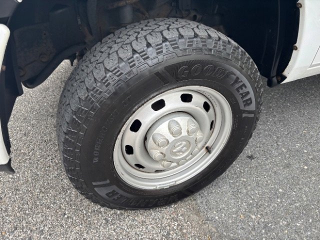 Used 2010 Dodge Ram 2500 Truck ST w/ HD Snow Plow Prep Group image 10