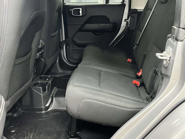 Used 2018 Jeep Wrangler Unlimited Sahara w/ LED Lighting Group image 15