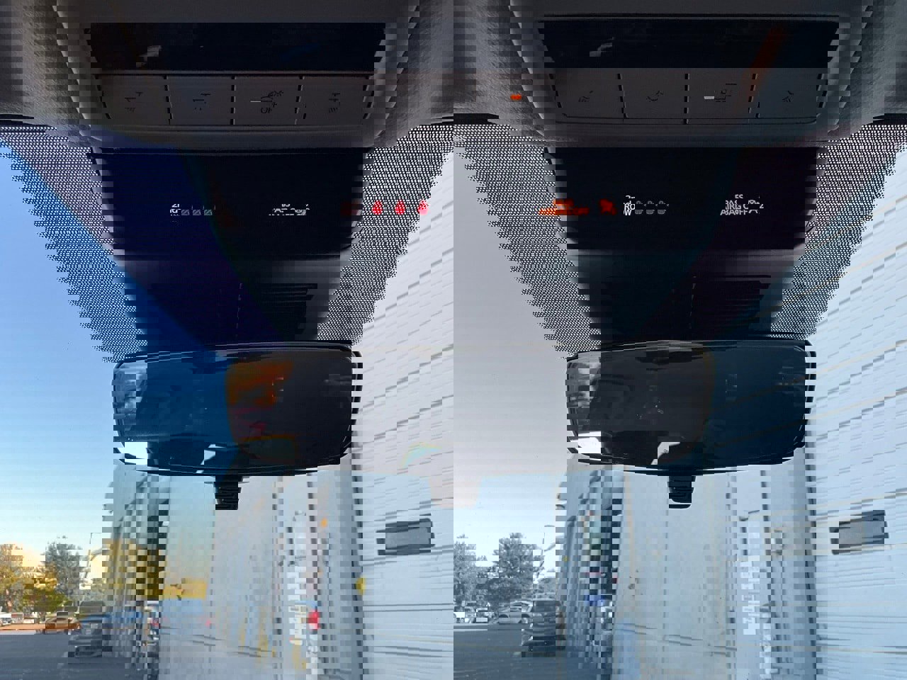 Used 2025 MAZDA CX-50 AWD 2.5 S w/ Select Package image 17