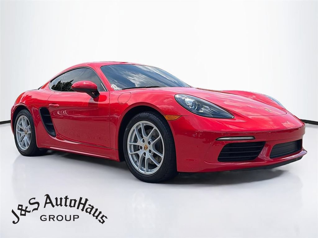 Used 2019 Porsche 718 Cayman RWD image 1