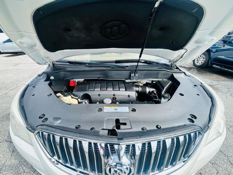 Used 2014 Buick Enclave Leather w/ Trailering Provision Package FWD image 17