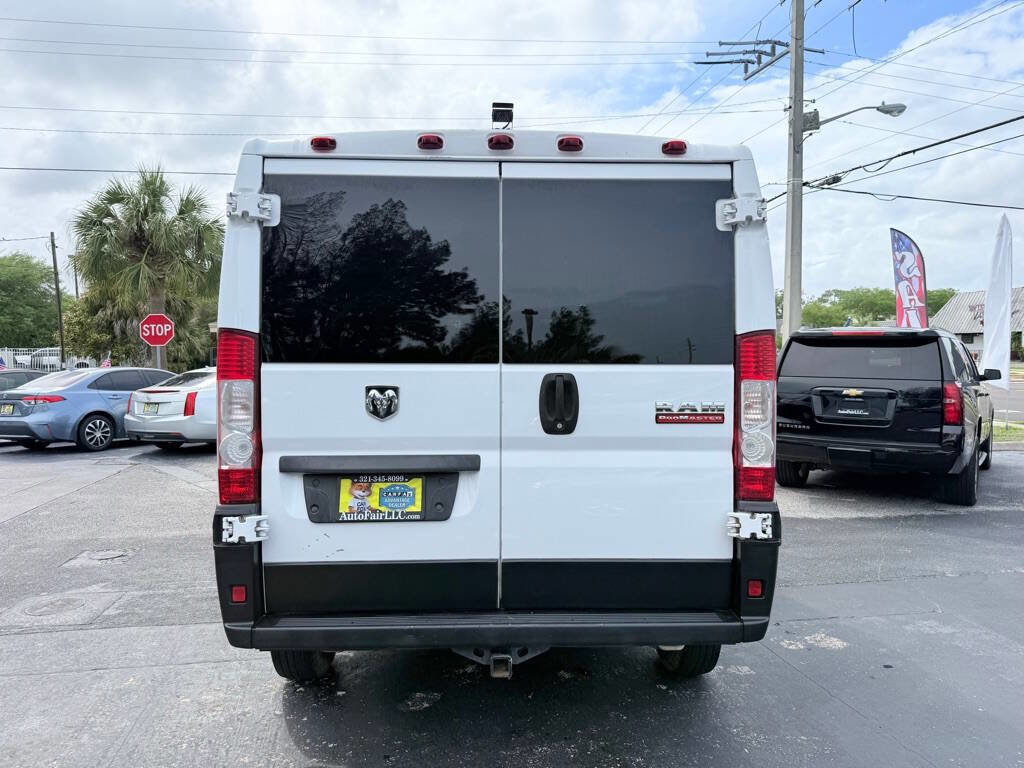 Used 2017 RAM ProMaster 1500 w/ Premium Appearance Group FWD image 5