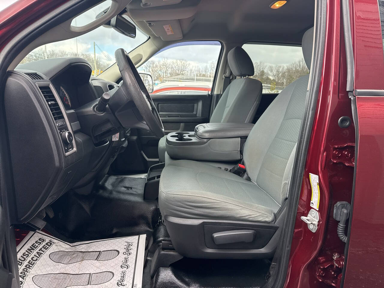 Used 2018 RAM 2500 Tradesman w/ Chrome Appearance Group AWD/4WD image 11