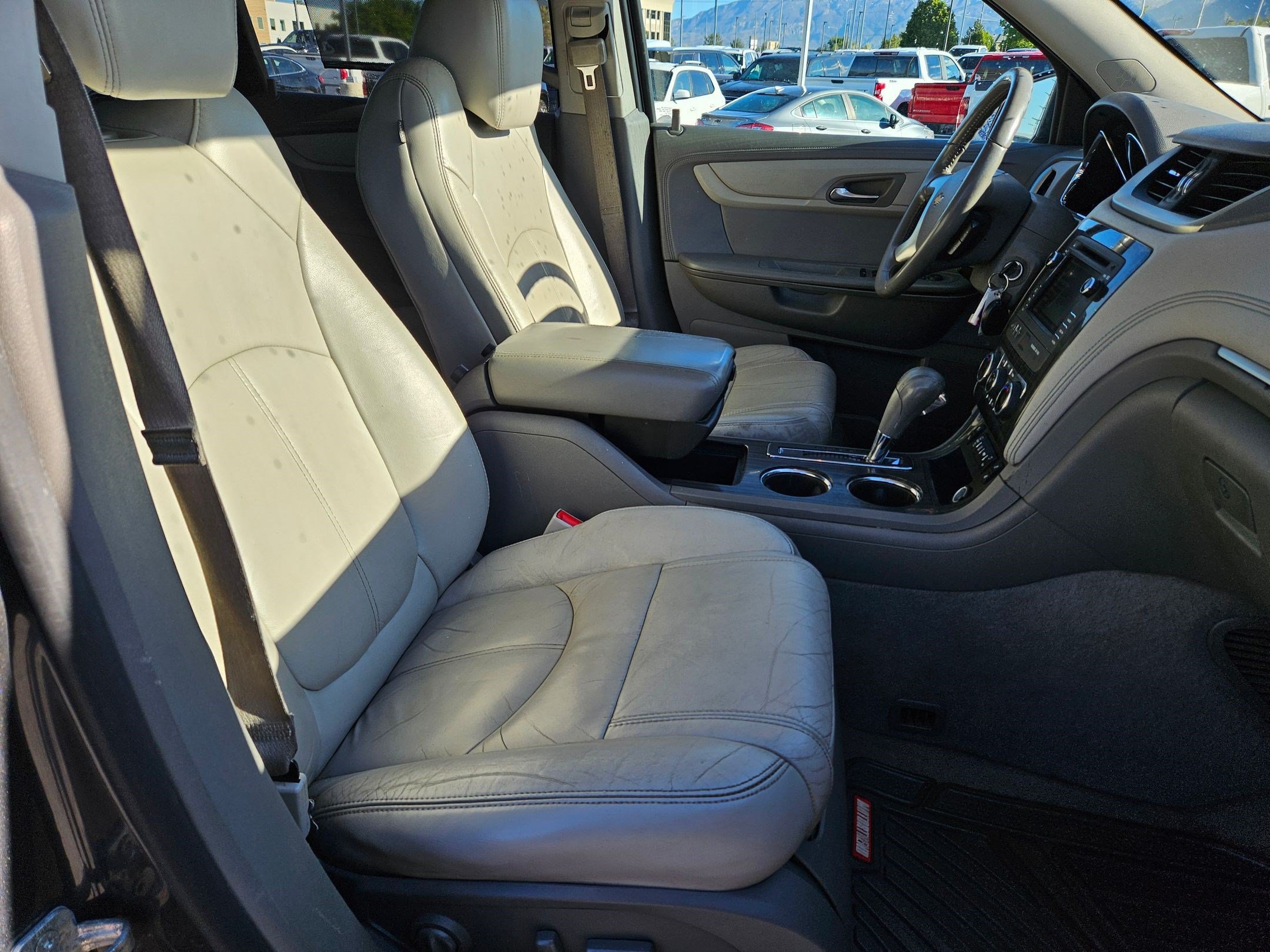 Used 2013 Chevrolet Traverse LT AWD/4WD image 30