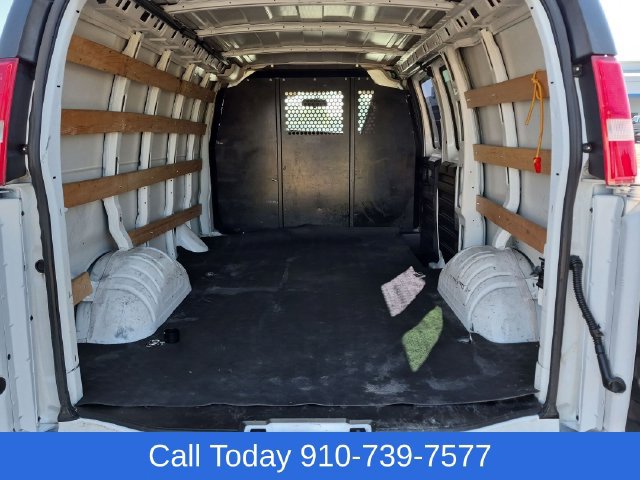Used 2021 Chevrolet Express 2500 RWD image 24