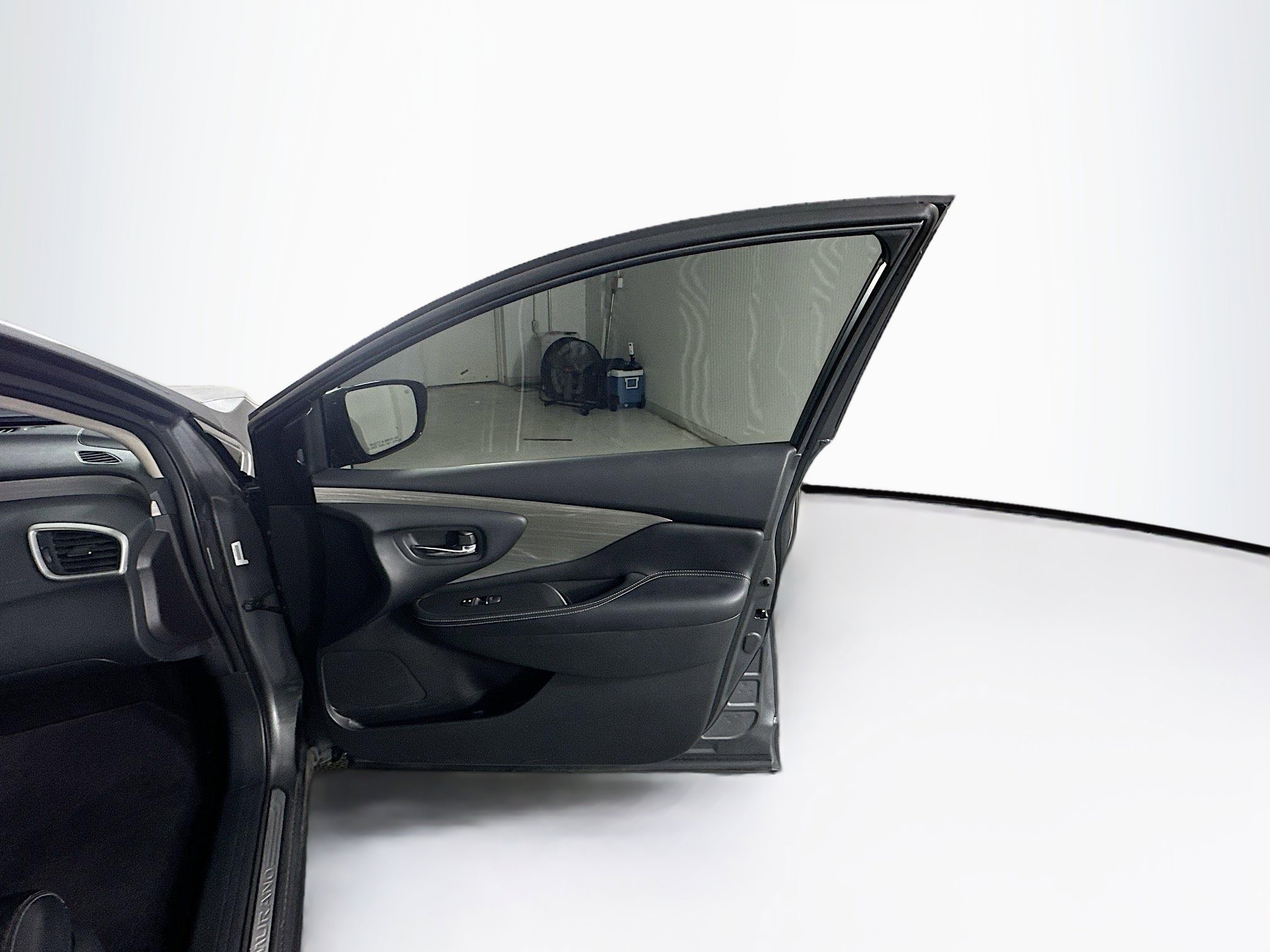 Used 2015 Nissan Murano Platinum w/ Platinum Technology Package image 34