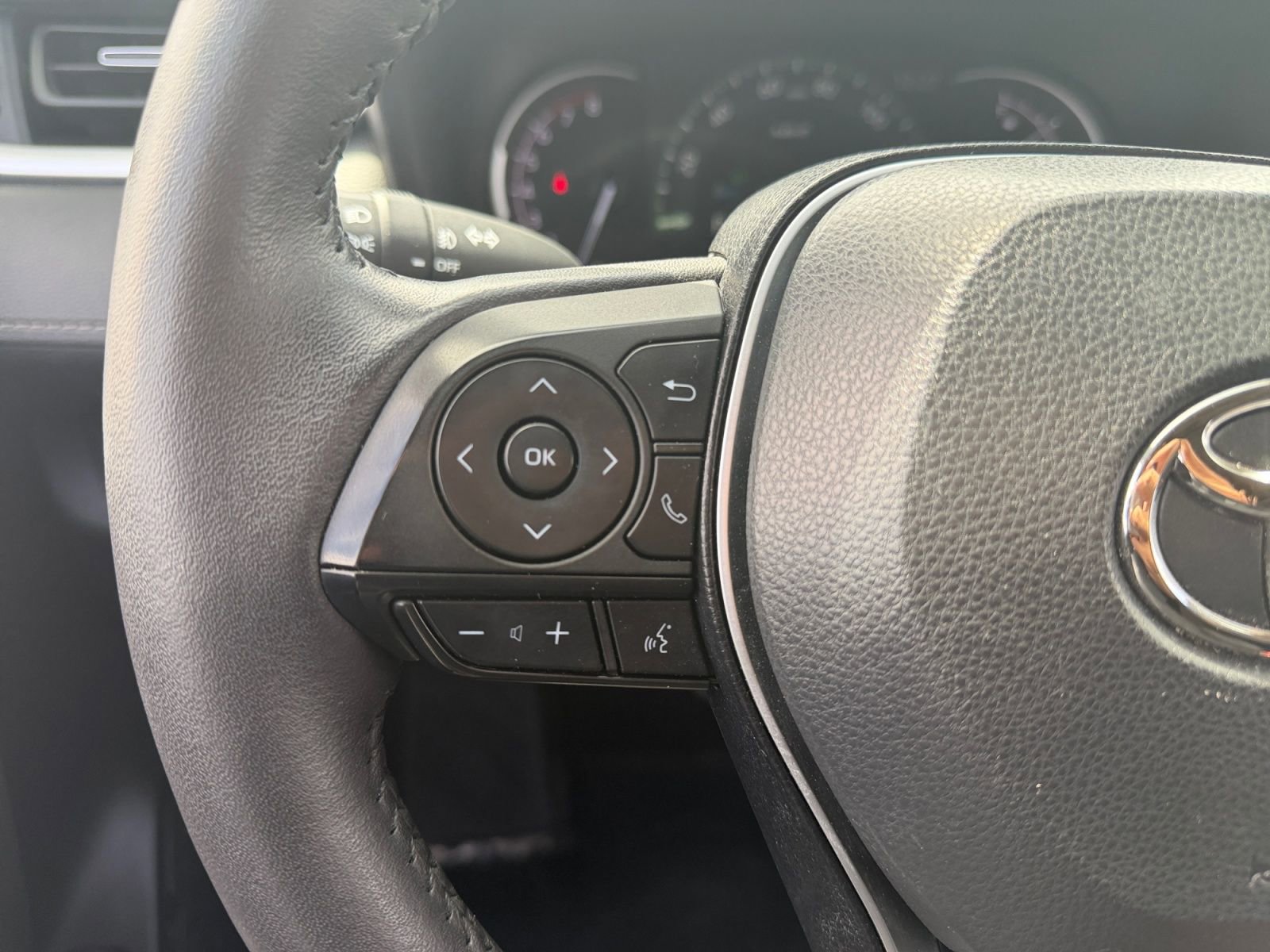 Certified 2023 Toyota RAV4 XLE Premium image 20