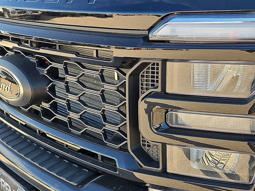 New 2026 Ford F250 XLT w/ XLT Premium Package AWD/4WD image 14