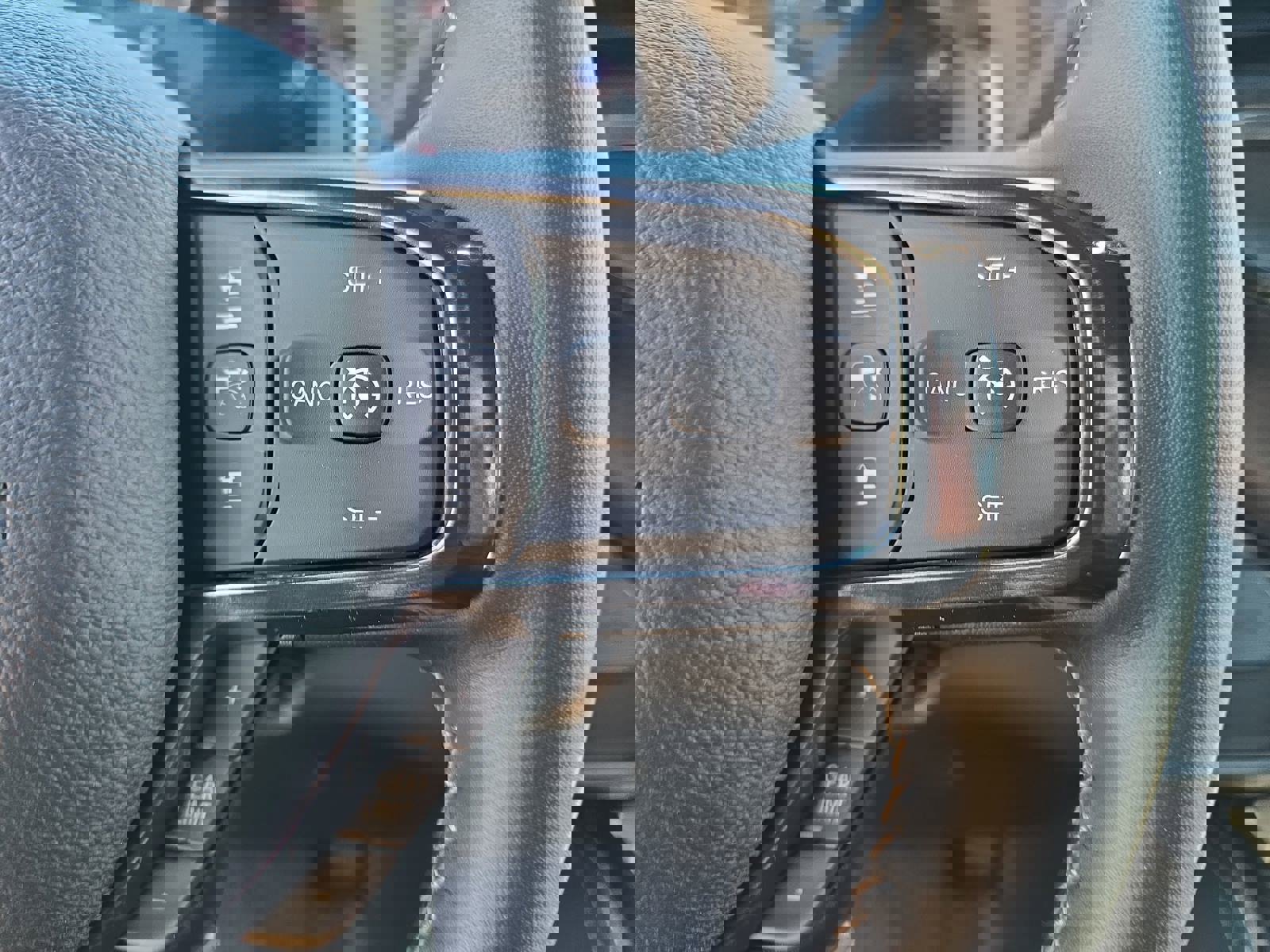 Used 2024 RAM 2500 Limited image 20