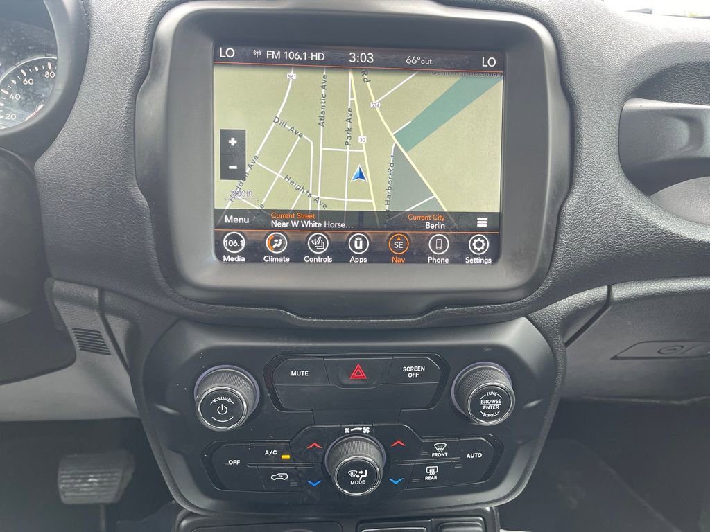 Used 2020 Jeep Renegade Altitude AWD/4WD image 24