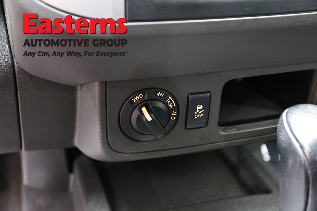Used 2021 Nissan Frontier SV AWD/4WD image 20