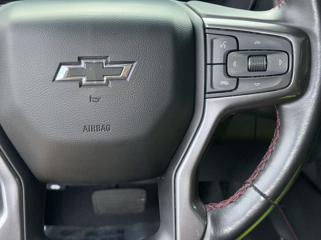 Used 2023 Chevrolet Suburban RST AWD/4WD image 18