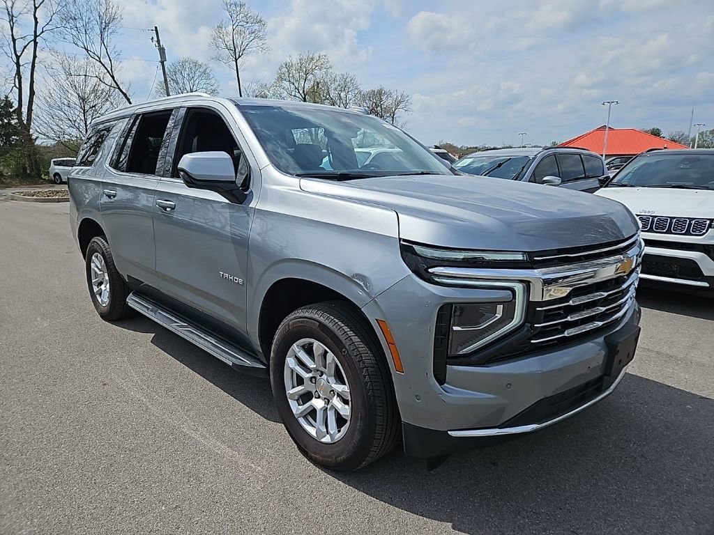 Used 2025 Chevrolet Tahoe LT image 2