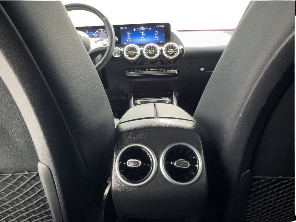 Used 2024 Mercedes-Benz GLA 250 image 37
