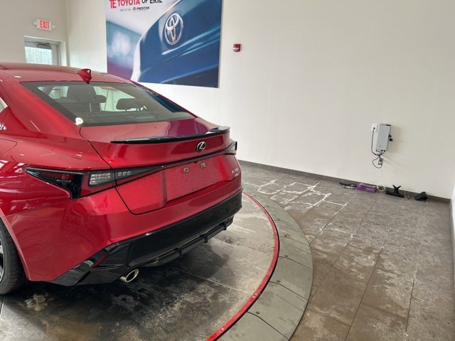 Used 2022 Lexus IS 350 F Sport image 6