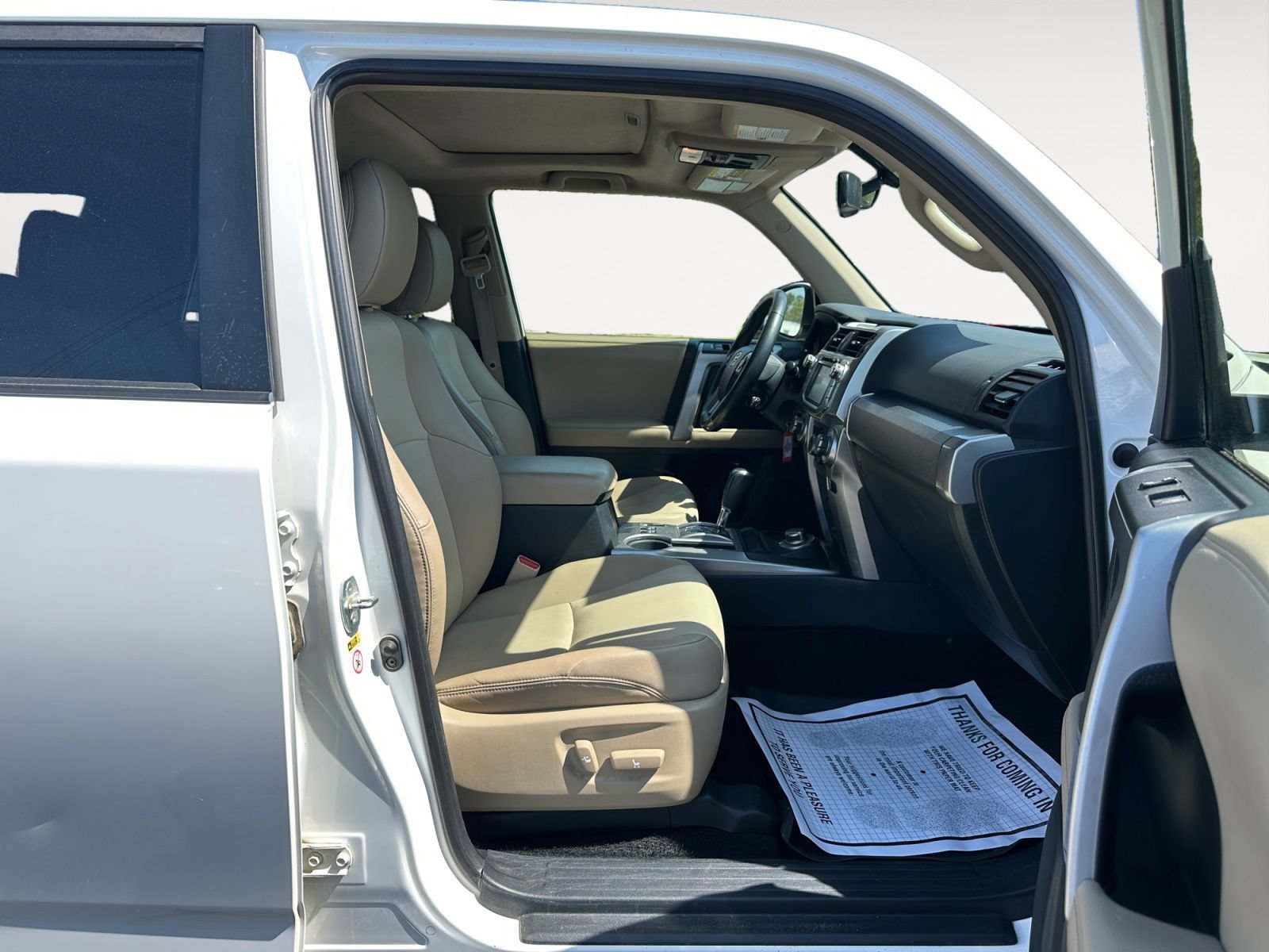 Used 2019 Toyota 4Runner SR5 Premium w/ Convenience Package AWD/4WD image 15
