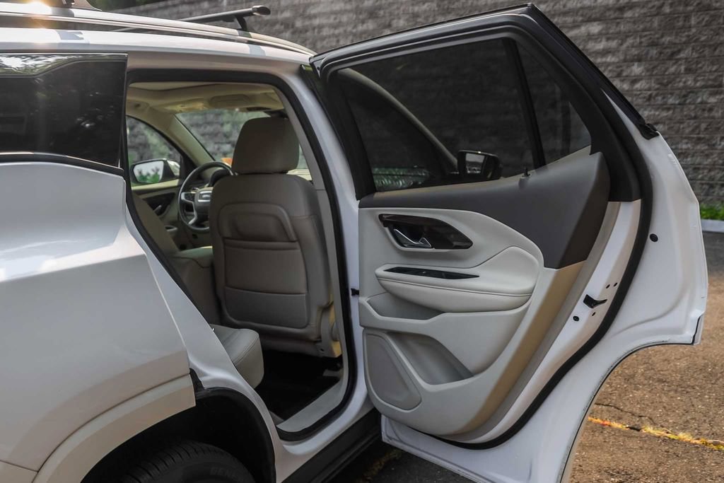 Used 2020 GMC Terrain Denali w/ Denali Premium Package image 16