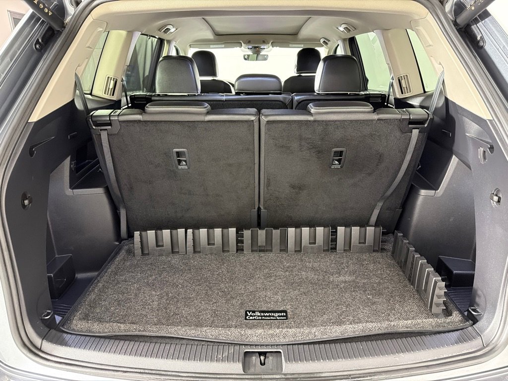 Used 2024 Volkswagen Atlas SEL Premium R-Line image 23