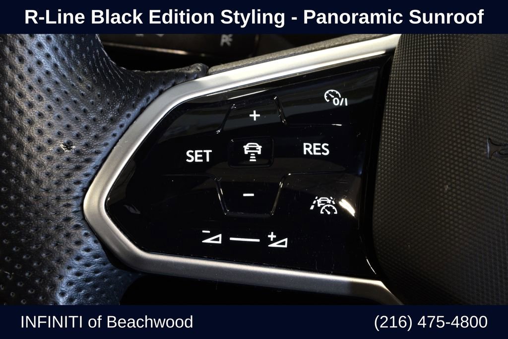 Used 2022 Volkswagen Tiguan SE R-Line image 19