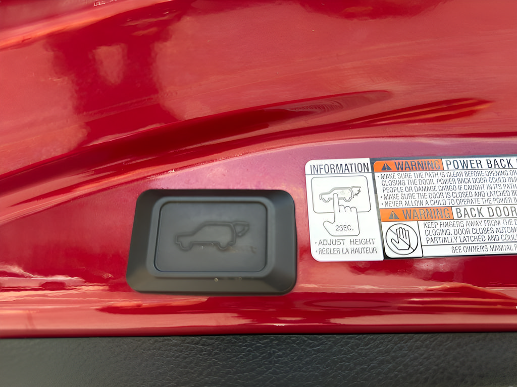 Used 2018 Toyota RAV4 Limited FWD image 43
