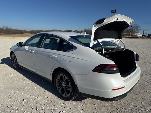 Used 2023 Honda Accord EX image 3