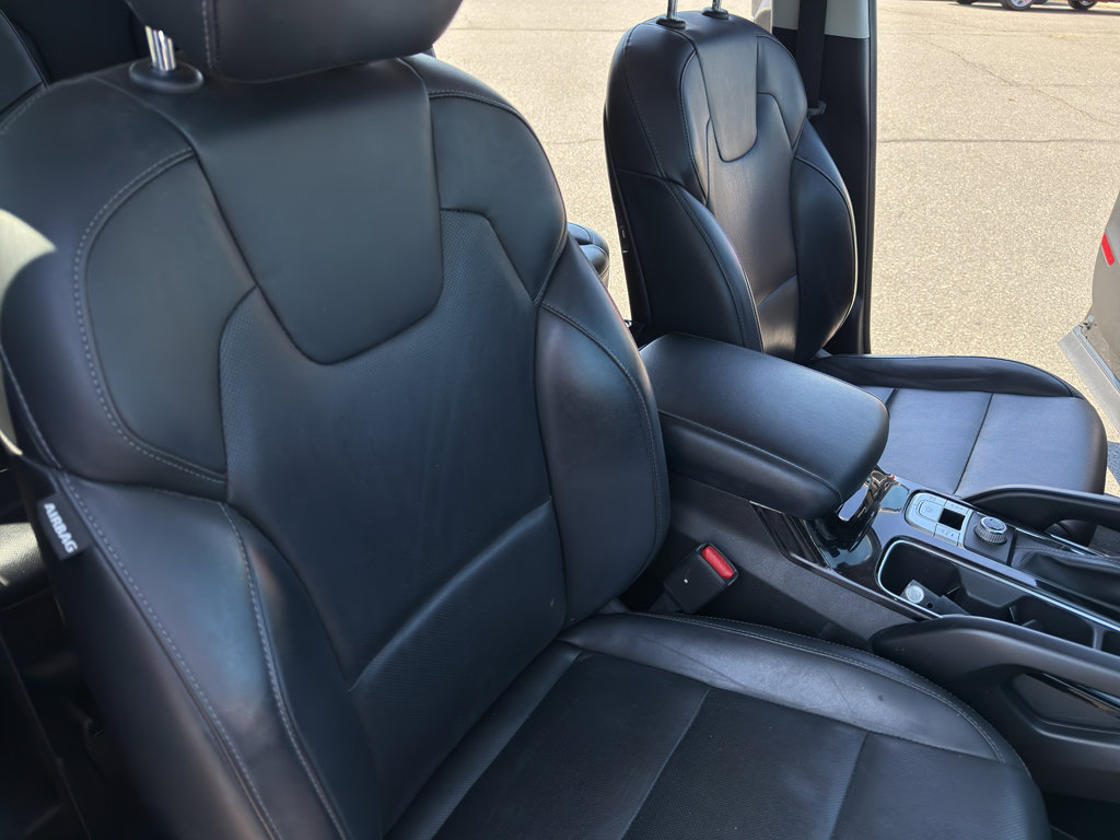 Used 2021 Kia Telluride S image 35