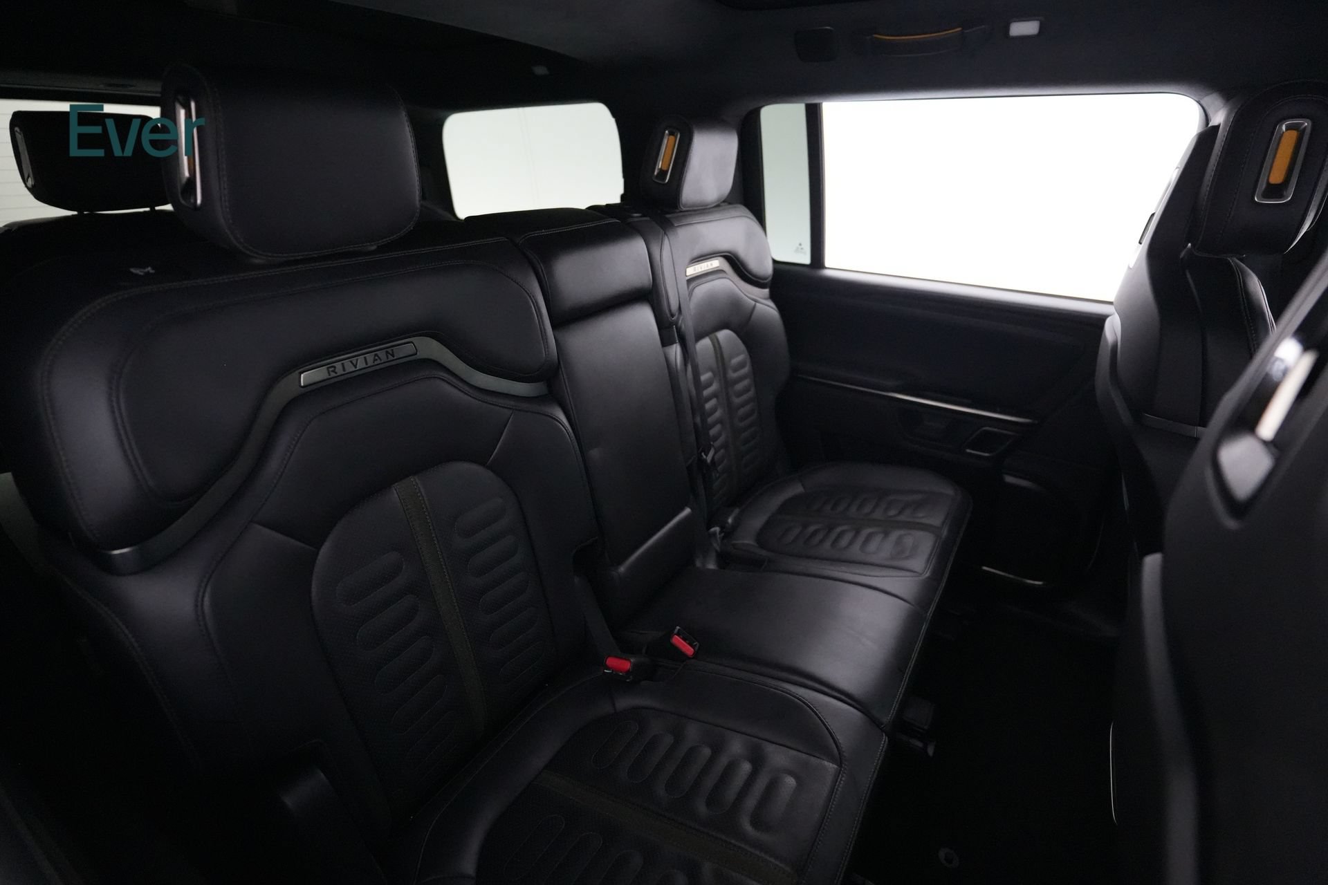 Used 2023 Rivian R1S Adventure AWD/4WD image 5